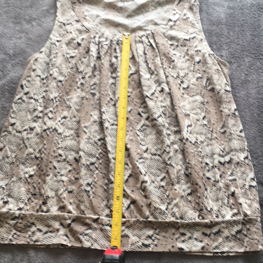 Ann Taylor Loft Sleeveless Top Xl. Python Print - image 4